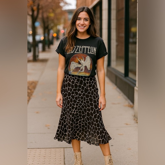Vintage Dresses & Skirts - Vintage giraffe animal print brown flare bottom midi skirt size medium